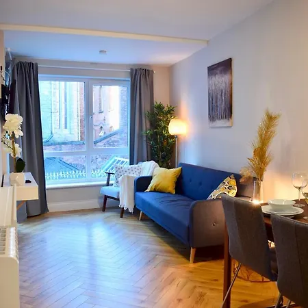Modern 2 Bedroom With Balcony ダブリン
